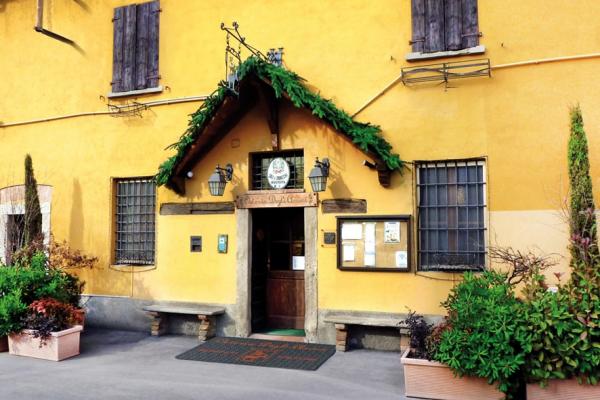 30 Photo Osteria Min